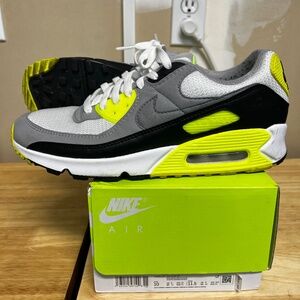 Nike Air Max 90 Volt - 2019 - Mens 10